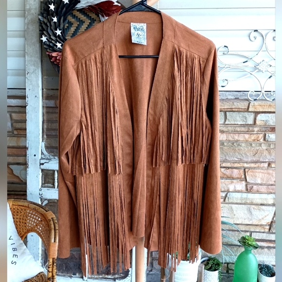 Vocal Jackets & Blazers - NWOT Vocal Fringed Tan Jacket_Large